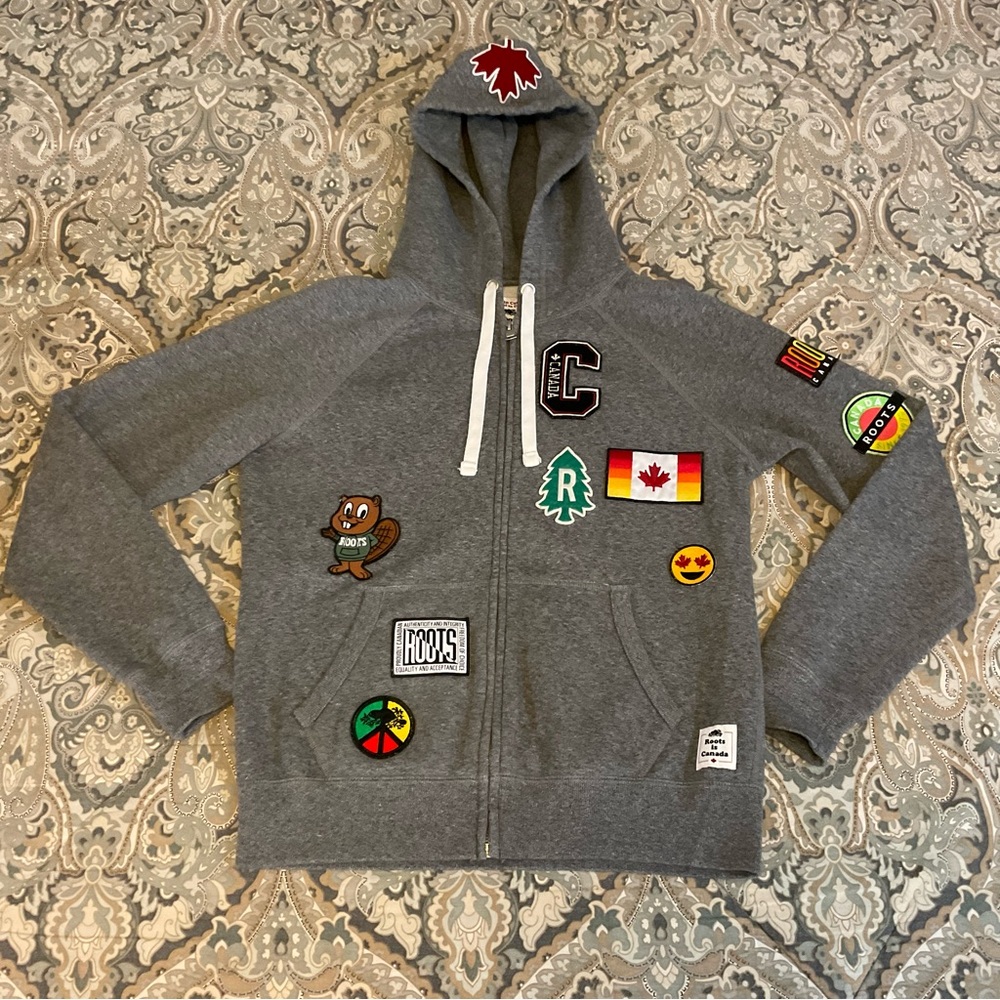 Mint Roots is Canada Patches Hoodie Women’s Sz Small